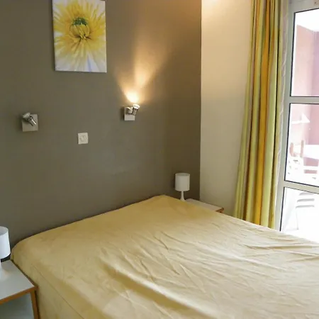 Deux Pieces Rez De Jardin Cap Esterel Esterelvacances Apartamento