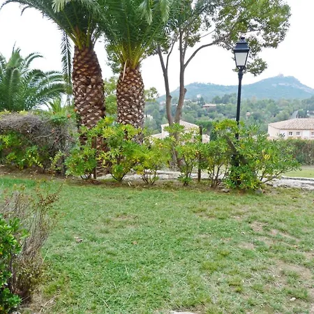 Deux Pieces Rez De Jardin Cap Esterel Esterelvacances Saint-Raphaël