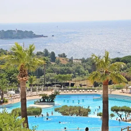 Deux Pieces Rez De Jardin Cap Esterel Esterelvacances Apartamento Saint-Raphaël
